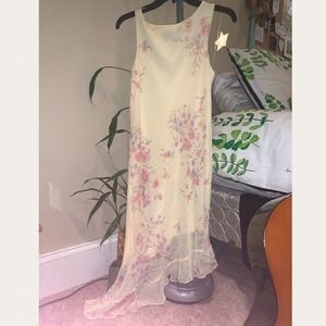 Beautiful yellow floral dress with matching scarf